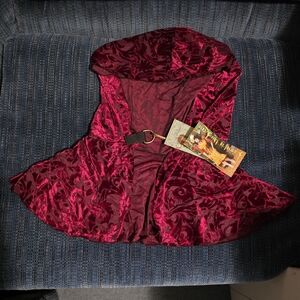 Elegant Red Velvet Capelet